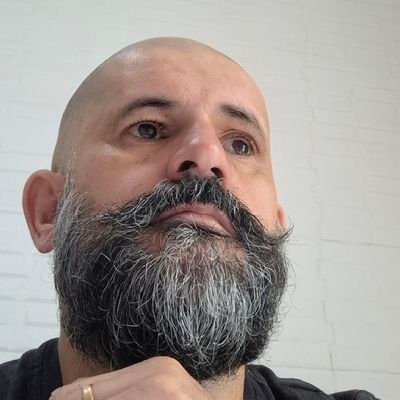 Pai da Clara.
LinuxAdmin| AnalistadeRedes| TCP/IP