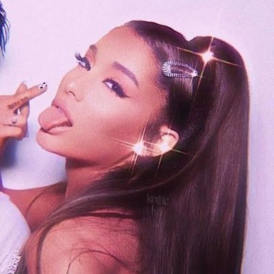 caifluffycats's profile picture. 