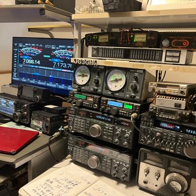 2020年27年ぶりにアマチュア再開局。3,5M〜1200MまでQRV。アマチュア無線家と繋がるのが楽しみ。また、気になったローカルな話題もお伝えしていきます。コマーシャルは、美容系。コマーシャル以外は、元バンドマン。2022年12月に脚立からの落下で大腿骨骨折。杖生活になりました。2025年8月に頚椎症性脊髄症で手術