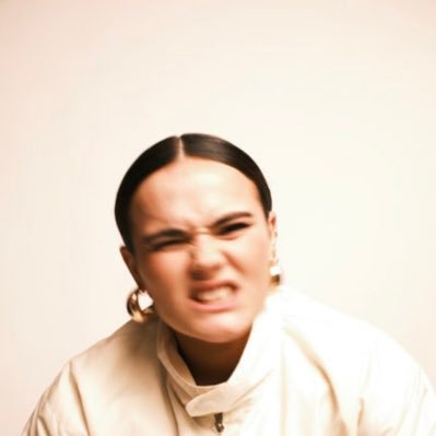 iziredmondd's profile picture. Presave WATERING DEAD PLANTS NOW💐👇