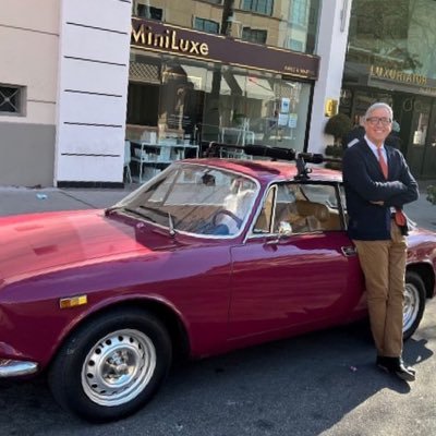 garyb7805's profile picture. I can’t change the past. but I can change the present and the future….💐👑 UN surgeon 👨‍⚕️life can be shot and sweet #DrGary #MAGA🇺🇸