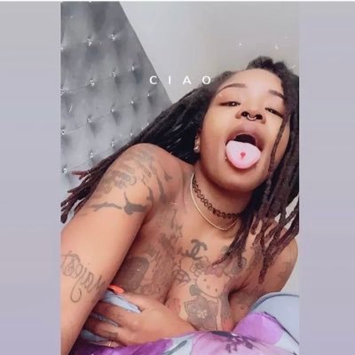 Raveenwtdadread's profile picture. Hmu for your bad ass content 👅💦🥵