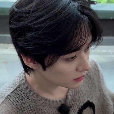 ksminoya Profile Picture