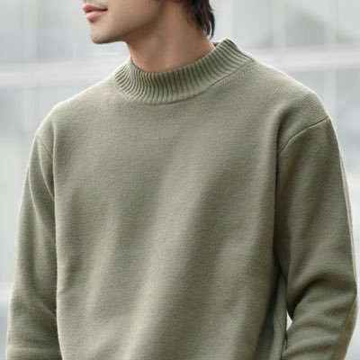 関東在住。30代医療職。173cm、普通体型。趣味:温泉、日本酒、グルメ。お誘いはDMか下記のフォームからお願いします。