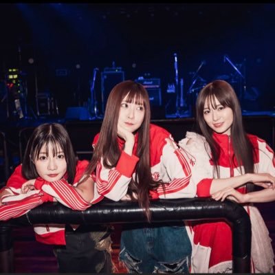 SILENT SIREN/格闘技/AK-69/を愛してる社会人 完全に趣味垢です😇/推しは扇久保選手と新居すぐる選手/キックボクシングちょっとだけ頑張ってます/新居すぐる式オーバーハンドフックを直接習ったことがあります自慢です