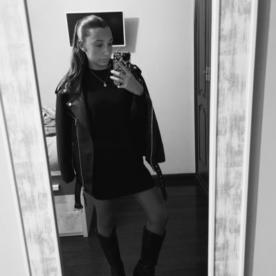 cande_plz Profile Picture