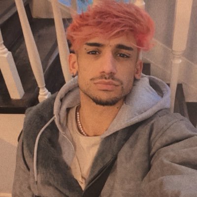 Alex_Twunki's profile picture. Artiste