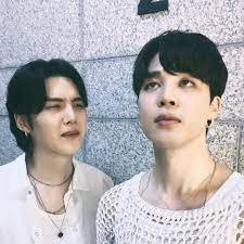 YoonminGirlie's profile picture. Only here to read and scream about yoonmin