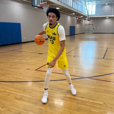 #UNSIGNED- 6’3 170wing/guard 🏀 -Junior-Uncommitted -All Conference honorable mention 2022-2023