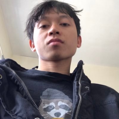 I like classic haiku, Thomas Hardy's novels, maths, classical dance, trees, flowers, Asian twink porn, Family Guy, music, sunlight and shadow, birds..