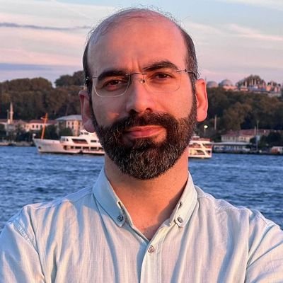 aghaseyedi's profile picture. Seyed_Razi_Aghaseyedi
🇮🇷
📝دانش آموخته مدیریت( تصمیم گیری و خط مشی گذاری عمومی)
⏳خرّم آن روز کز این مرحله بربندم بار/
و از سر کوی #تو پرسند #رفیقان خبرم...