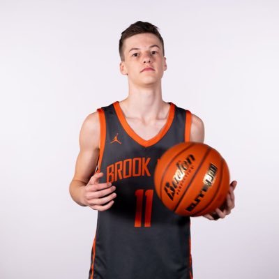 Holt Robertson Profile