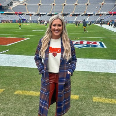 Football 🎙️| Freedom 🇺🇸 | Food Fails 🍔 I like dirt bikes & dirty martinis.