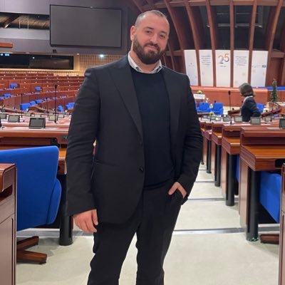 Nadador olímpico 🏊♂️ Director General de @celad_esp