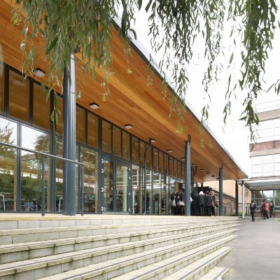 Welcome to the Twitter account for the library at Hornsey School for Girls. Catch up on the latest news book recommendations and more!!