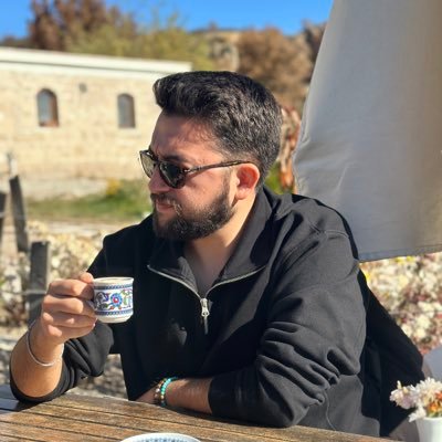 kabalardanemir's profile picture. Emirhan KABA ▪︎AKÜ Gastronomi Ve Mutfak Sanatları •Fazla şey yapmayalım ya