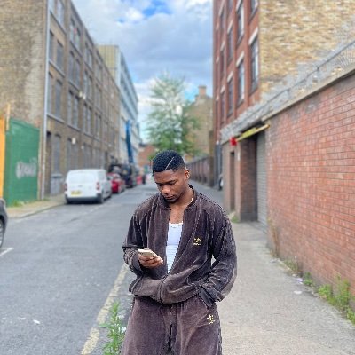 VStarchaser's profile picture. 