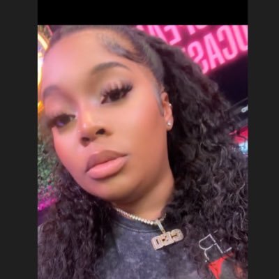 CEO of Logically Speaking Podcast 🎙️ IG: @4eva2shawt & @logicallyspeakingtv🥤👑 TikTok: Juicedproductions