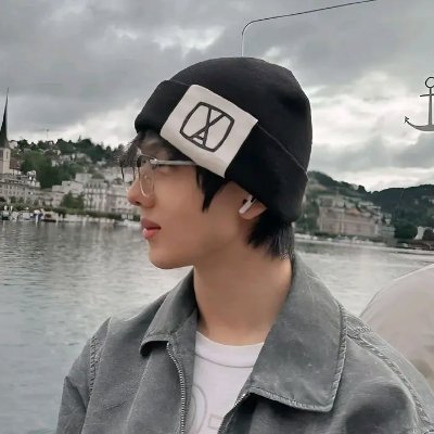 czennie💚
Haechan Taeyong Jeno Jisung Riku Jaehee Ryo
seunghan💗
fujoshi