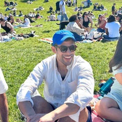 👟 chief of staff @atoms 🙋🏽♂️ here to learn and help