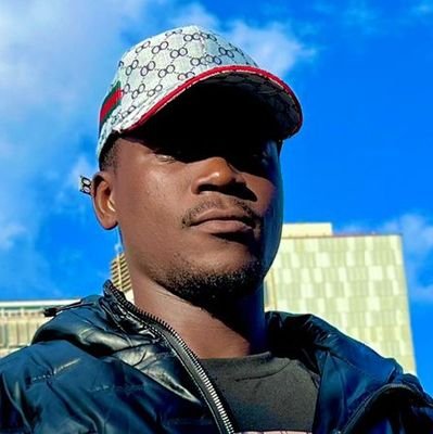 CamaraPiccolo's profile picture. Quand personne n'est là pour te réparer
Tu te répares toi même
Pour de vrai ✌🏽