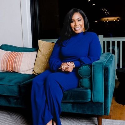 Mrs_Melissa__11's profile picture. CEO, Binary Options Trader 📉📈
Full-time trader⏱️
Certified Account Manager🚀💹