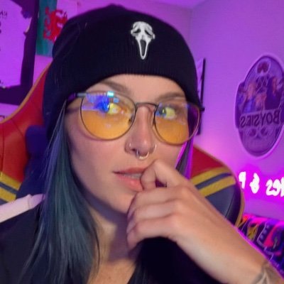 WizardsPotent's profile picture. 𝙒𝙝𝙖𝙩 𝙝𝙖𝙥𝙥𝙚𝙣𝙨 𝙬𝙝𝙚𝙣 𝙄'𝙢 𝙛𝙞𝙣𝙖𝙡𝙡𝙮 𝙨𝙚𝙩 𝙛𝙧𝙚𝙚? Hottest wrestler/gamer you’ll ever meet. 

Parody account. Not @NixonNewell.