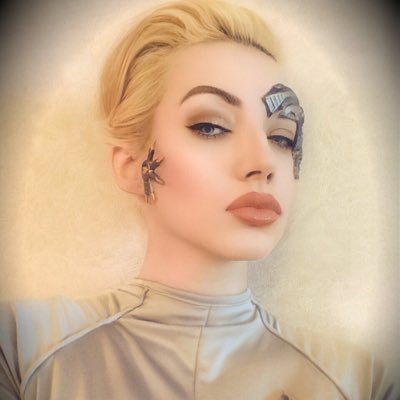 Thinker, Healer, Dreamer, Trekkie. Starseed, empath, poet. Seeking transcendence and knowledge. Pondering existence. Truth, Love, & Freedom🇬🇧IFBAP🇺🇸