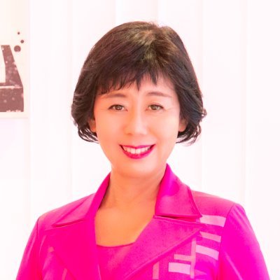 ピンク社長®@tsp_sunlight|マツコ会議・杉村太蔵の情熱先生TVなどメディア出演多数|太陽光ビジネス15年×100億円超のプロジェクト実績|株式会社ティーエスピー代表取締役|#ピンク社長の太陽光投資が最強→📅毎日18:00更新!