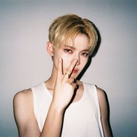 Nidhaa 🩷🐬 (@chechenlezhong) 's Twitter Profile