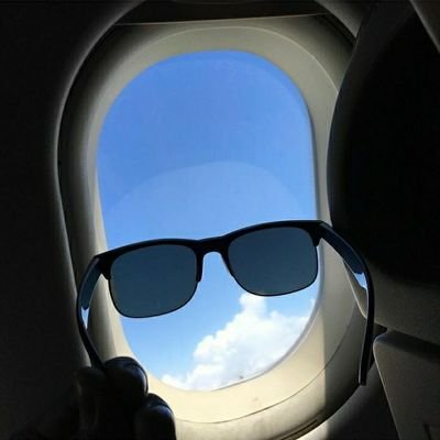 storekontinum's profile picture. 