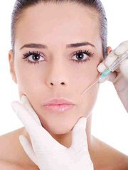 Advanced Aesthetician offering Botox Injections, Dermal Fillers, Laser Hair Removal,Teeth Whitening, Derma Roller, Chemical Peels & Microdermabrasion. ♥