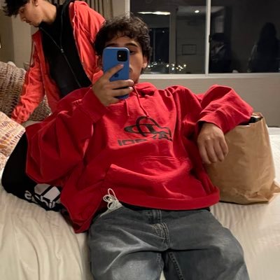 salad_hat's profile picture. 