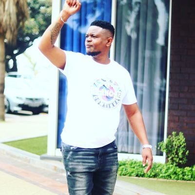 kingfanibo's profile picture. (The Goat🐐)