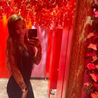 desi. (@_queenlydes) 's Twitter Profile Photo