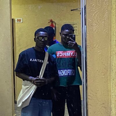 iamboy_anna's profile picture. Boy anna👽
rave⚡
