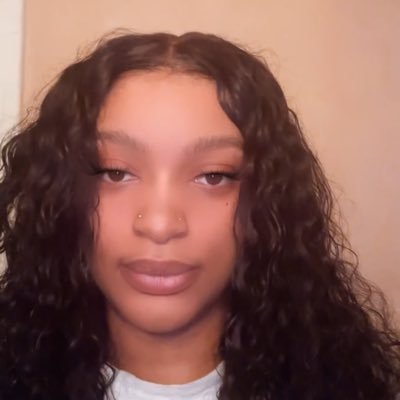 instagram @urrwcceee