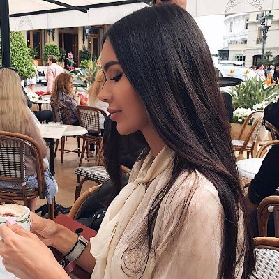 LunaJanse's profile picture. I don't design clothes. I design dreams.