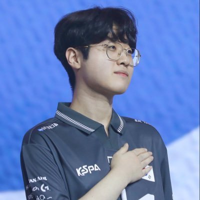 nguyenthaoh22's profile picture. Zeus ShowMaker Canyon