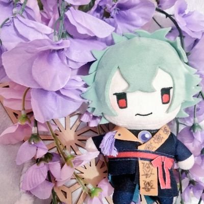 ゆる〜く呟きます 。↑30 無言フォローすみません 。基本こちらからは敬語使いますので悪しからずご了承ください。(タメ語OKです!ただ、こちらからは基本敬語で返させてください)aknk 💮🍷🕯🔑 たまに刀剣、twst、𝐞𝐭𝐜... 別垢@yumemaboro4sui