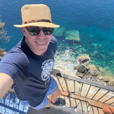DStraight52084's profile picture. #WWG1WGA 🇺🇲#Trump 2024 💪🙏❤‍🩹💯 Because An American state National by declaring your status! Switch all asset's to Qfs.
