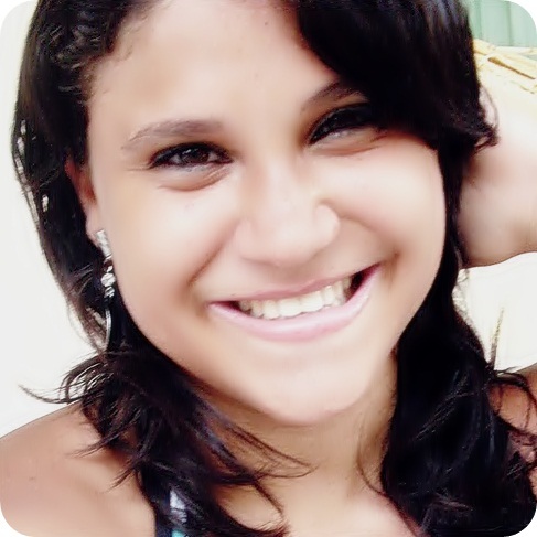 Oi, meu nome é Vanessa, tenho 17 anos, sou taurina, apaixonada pela Banda SAMPA CREW & Britney Spears ... amo rosa e preto.
Não vivo sem meus amigos♥