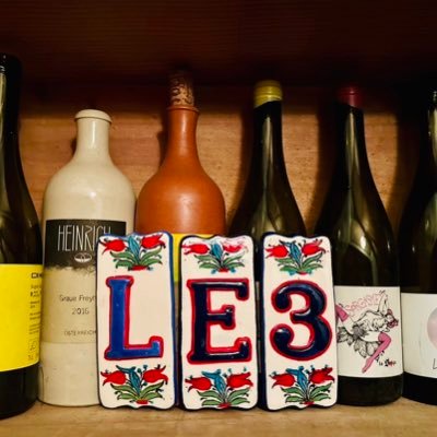 Le3Winebar's profile picture. ジョージア🇬🇪ドイツ🇩🇪をメインにした小田原の隠れ家場末ワインバーです。Xは店の雰囲気が伝わればと思っています。事前予約をお願いしてますが2秒前まで受付中！尚、Xは店主&ワイン修行中の2人で運営中です
