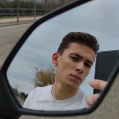 alexrdarc's profile picture. 