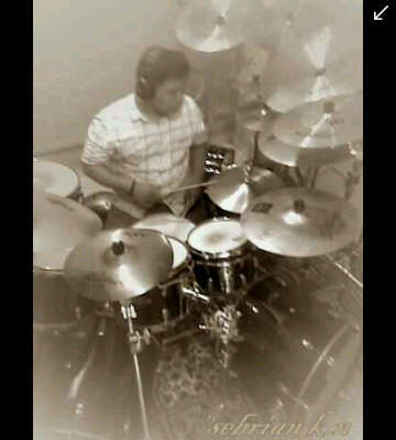 sebriandotz's profile picture. 