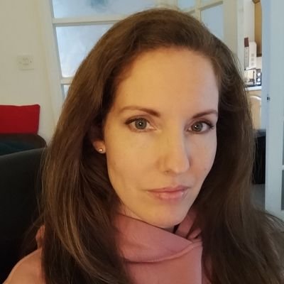 English. Retired Twitch Streamer. Lover of animals, Games and a good sense of humor!