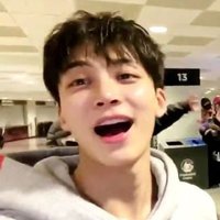 gel (@yoonzihoe) 's Twitter Profile