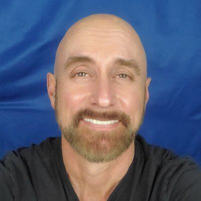 tomlynnicholson's profile picture. A Film Maker and Builder. Most of all a Dad!