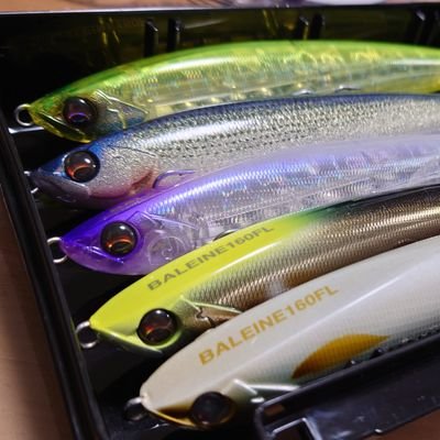 メインターゲット…シーバス・メバル等々。
アピア製品をメインに自分が気に入った道具で釣りするのが趣味。
釣れた時の嬉しさや逃がした時の悔しさの先にある「興奮」と「感動」する魚を求めて自分のペースで年中楽しく釣りしてます。