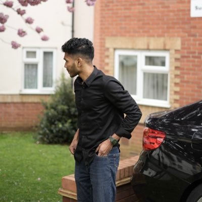 s1nanpm's profile picture. 